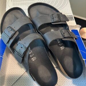 Birkenstock Men's Black Sandals Arizona